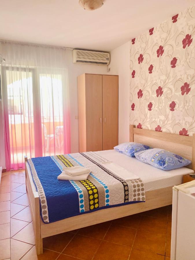 Guest House Villa Natali Budva Exterior foto